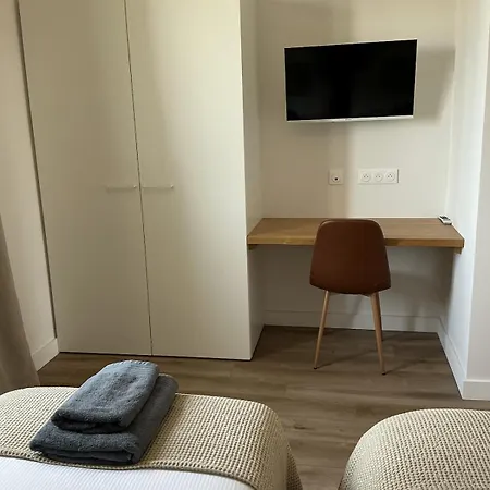 Maison De Helios Feriehus *